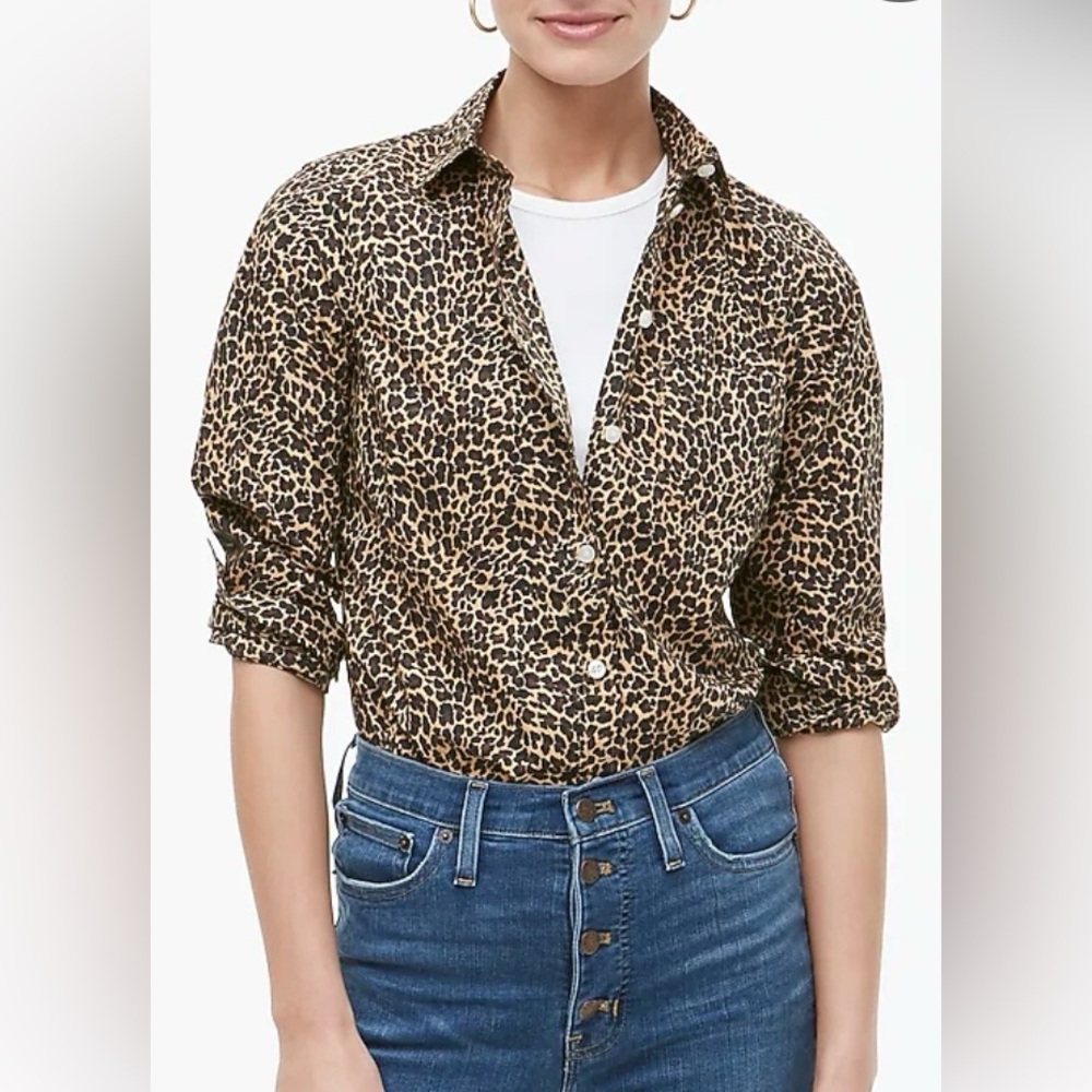 OPEN TO OFFERS J. Crew Slim Fit Button Down Leopard Print Top